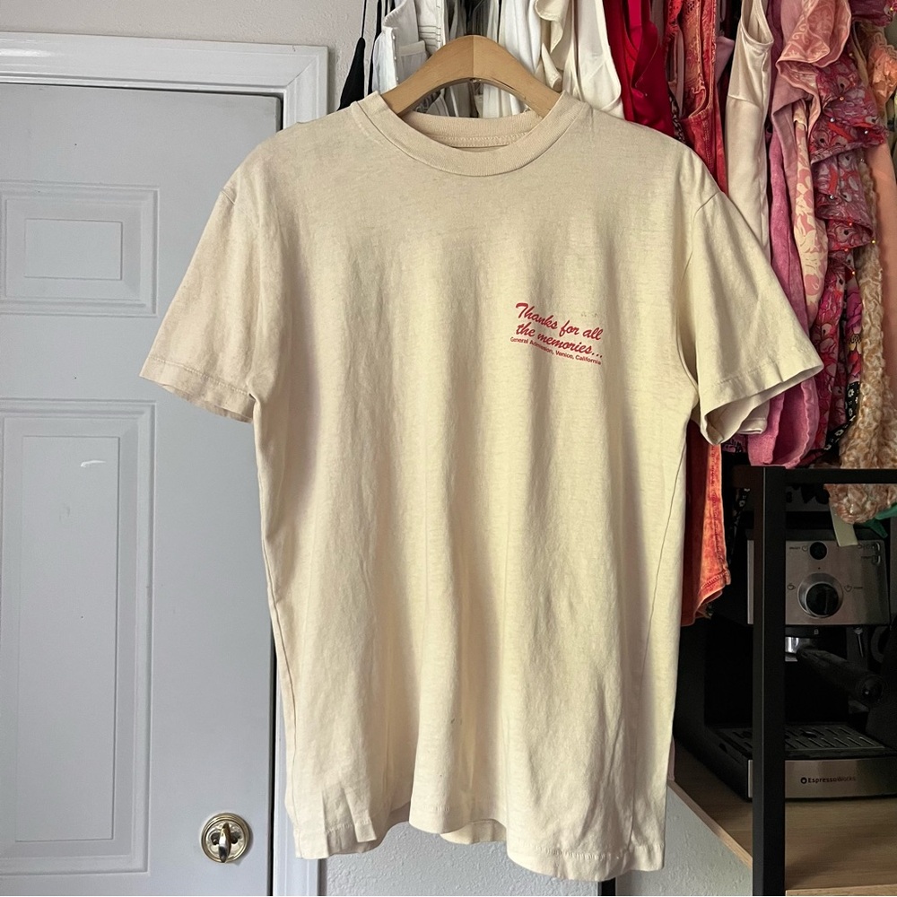 GENERAL ADMISSION cream ivory logo graphic crew neck short sleeve‎ tshirt